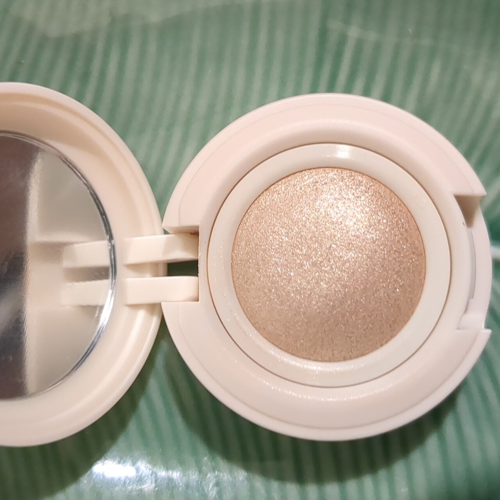 Glow Balm - Picture 3 of 3